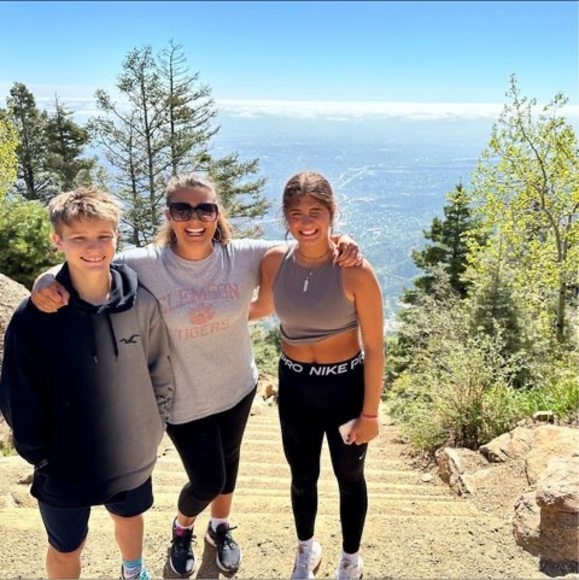 Meet your Posher, Kara - Picture 1 of 1